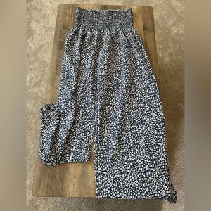 Floral Blue and White Women's Pants